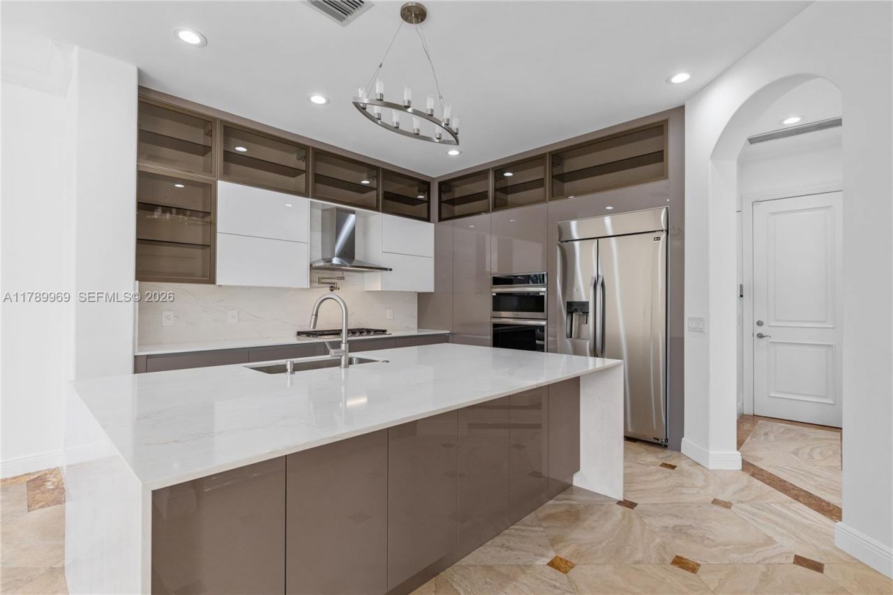 260 NE Wavecrest Ct, Boca Raton, FL 33432 Photo