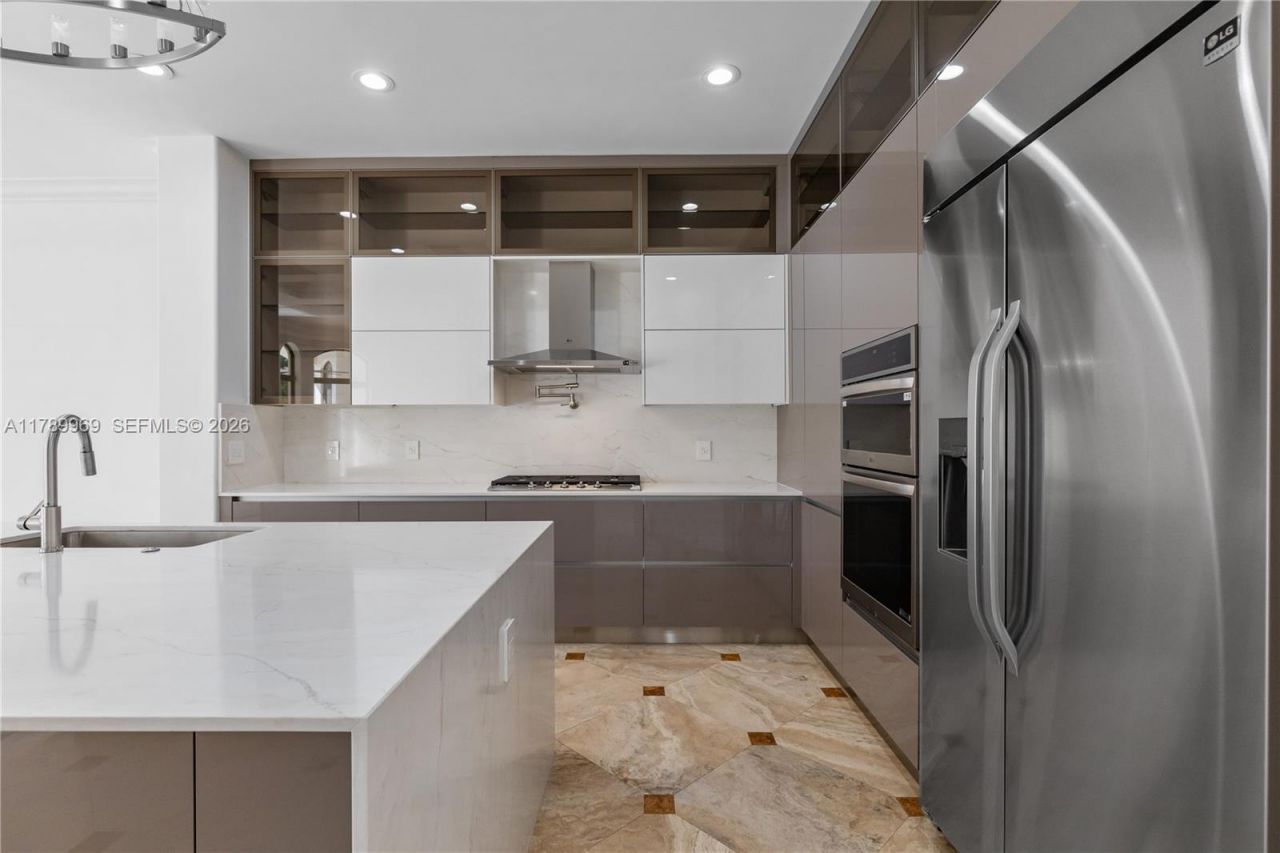 260 NE Wavecrest Ct, Boca Raton, FL 33432 Photo