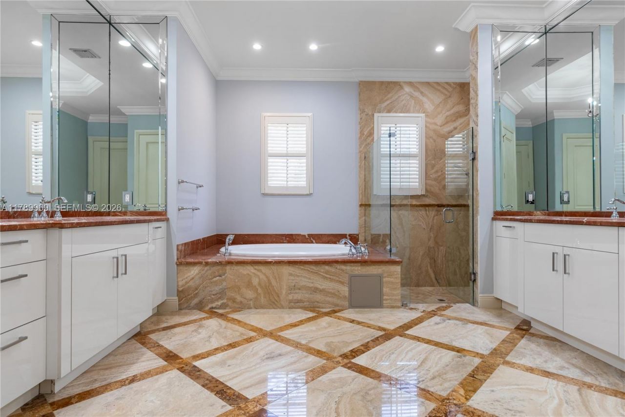 260 NE Wavecrest Ct, Boca Raton, FL 33432 Photo