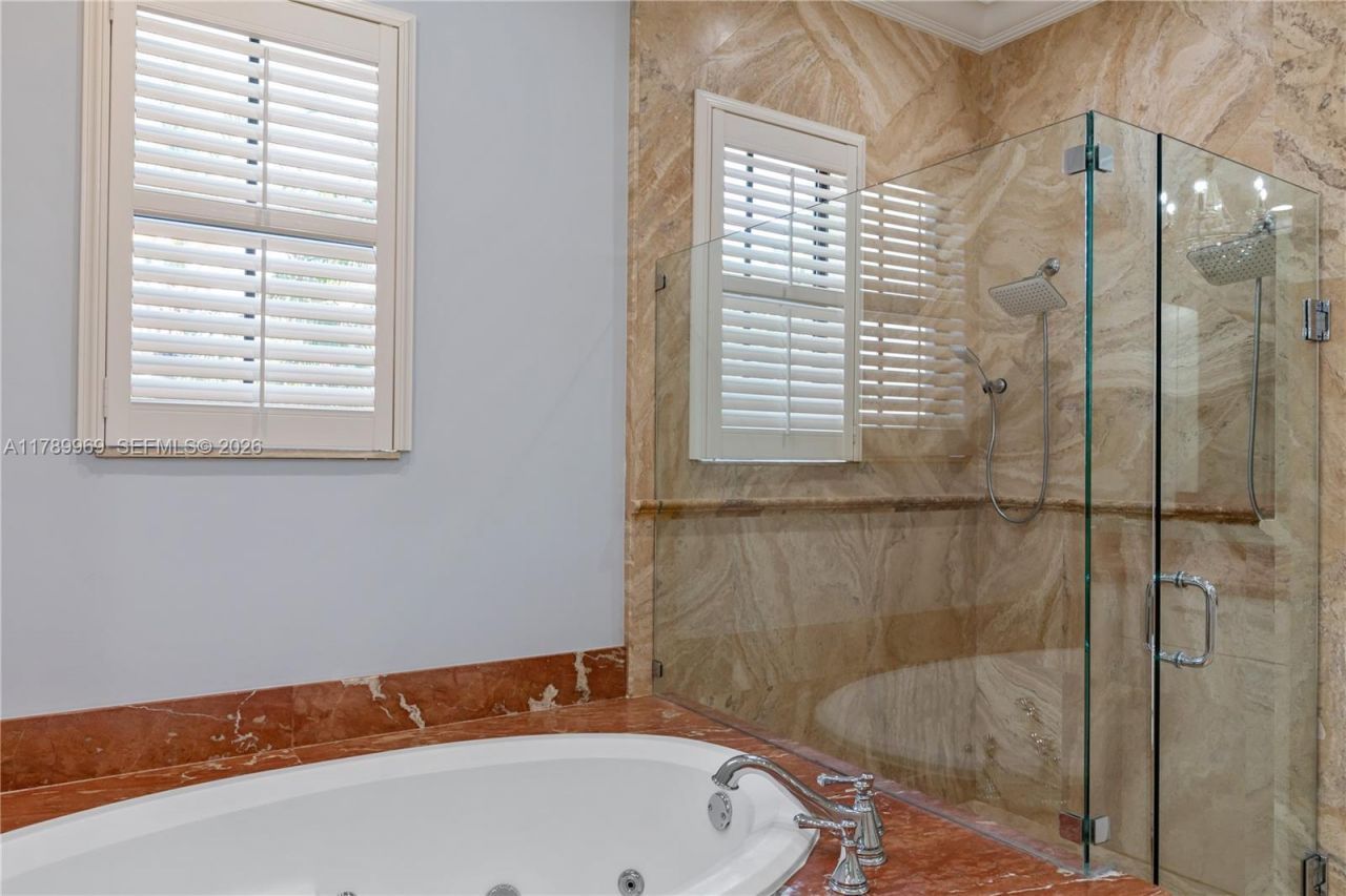 260 NE Wavecrest Ct, Boca Raton, FL 33432 Photo