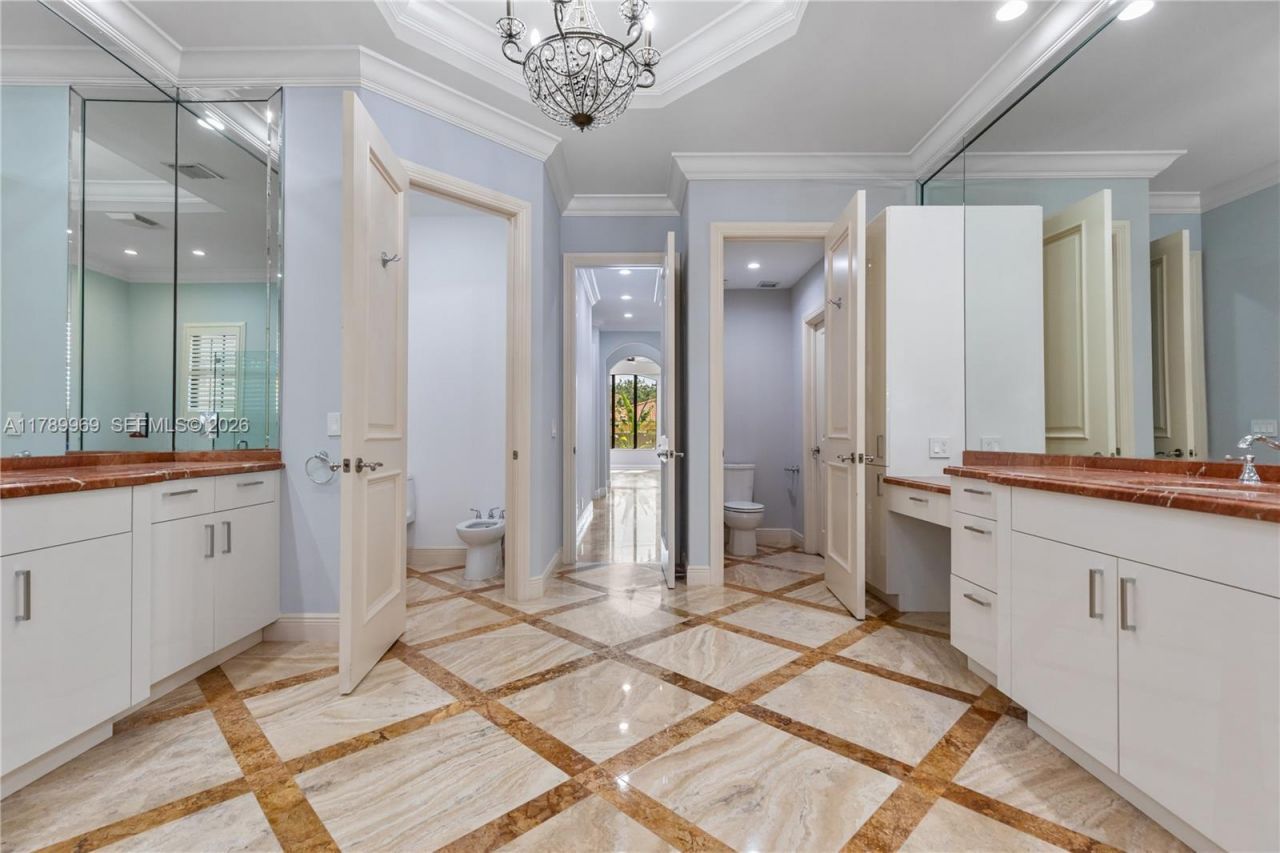 260 NE Wavecrest Ct, Boca Raton, FL 33432 Photo