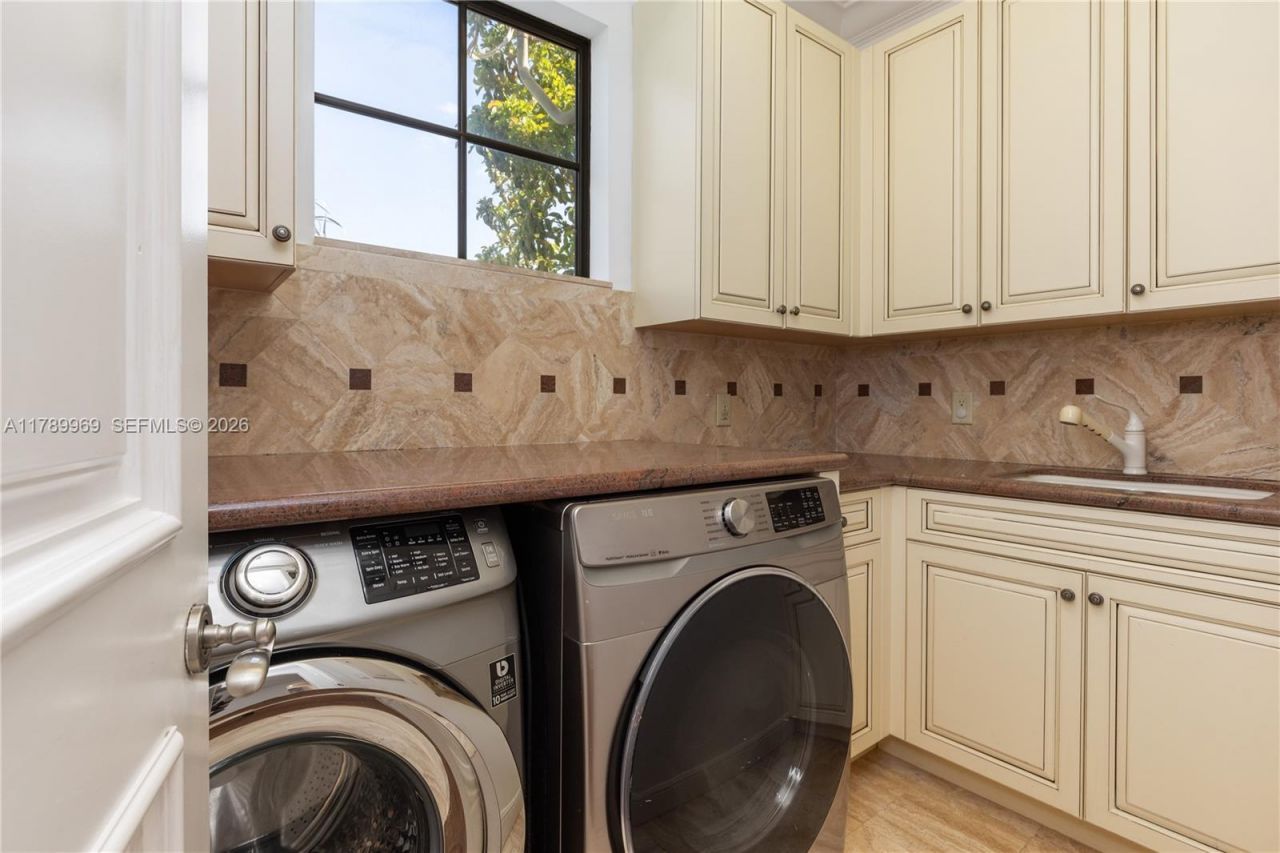 260 NE Wavecrest Ct, Boca Raton, FL 33432 Photo