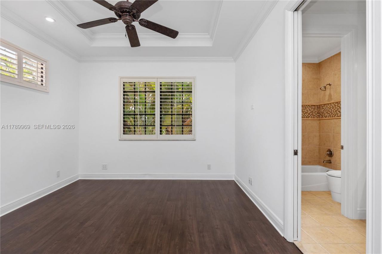 260 NE Wavecrest Ct, Boca Raton, FL 33432 Photo