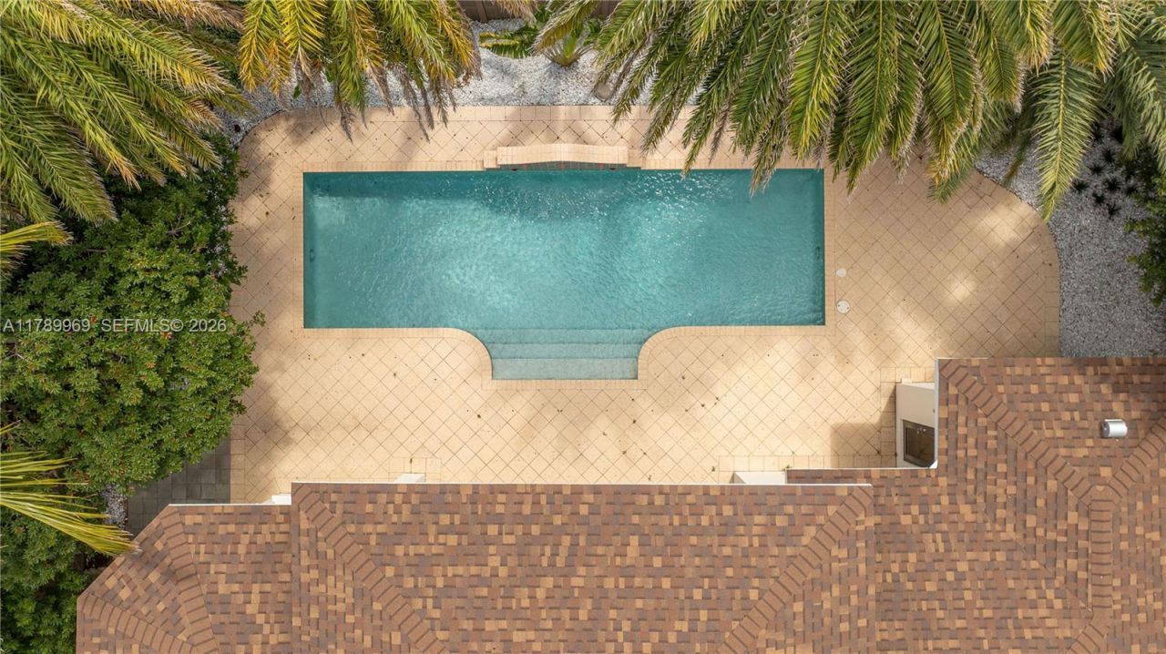 260 NE Wavecrest Ct, Boca Raton, FL 33432 Photo