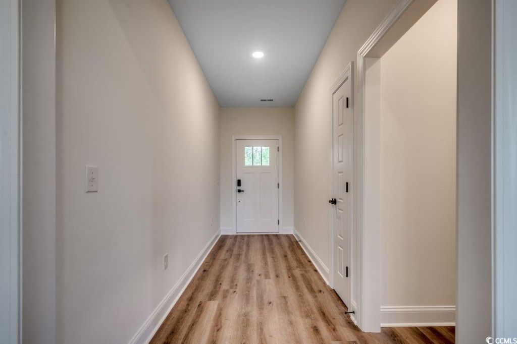 4959 Dupont Rd. Photo 2