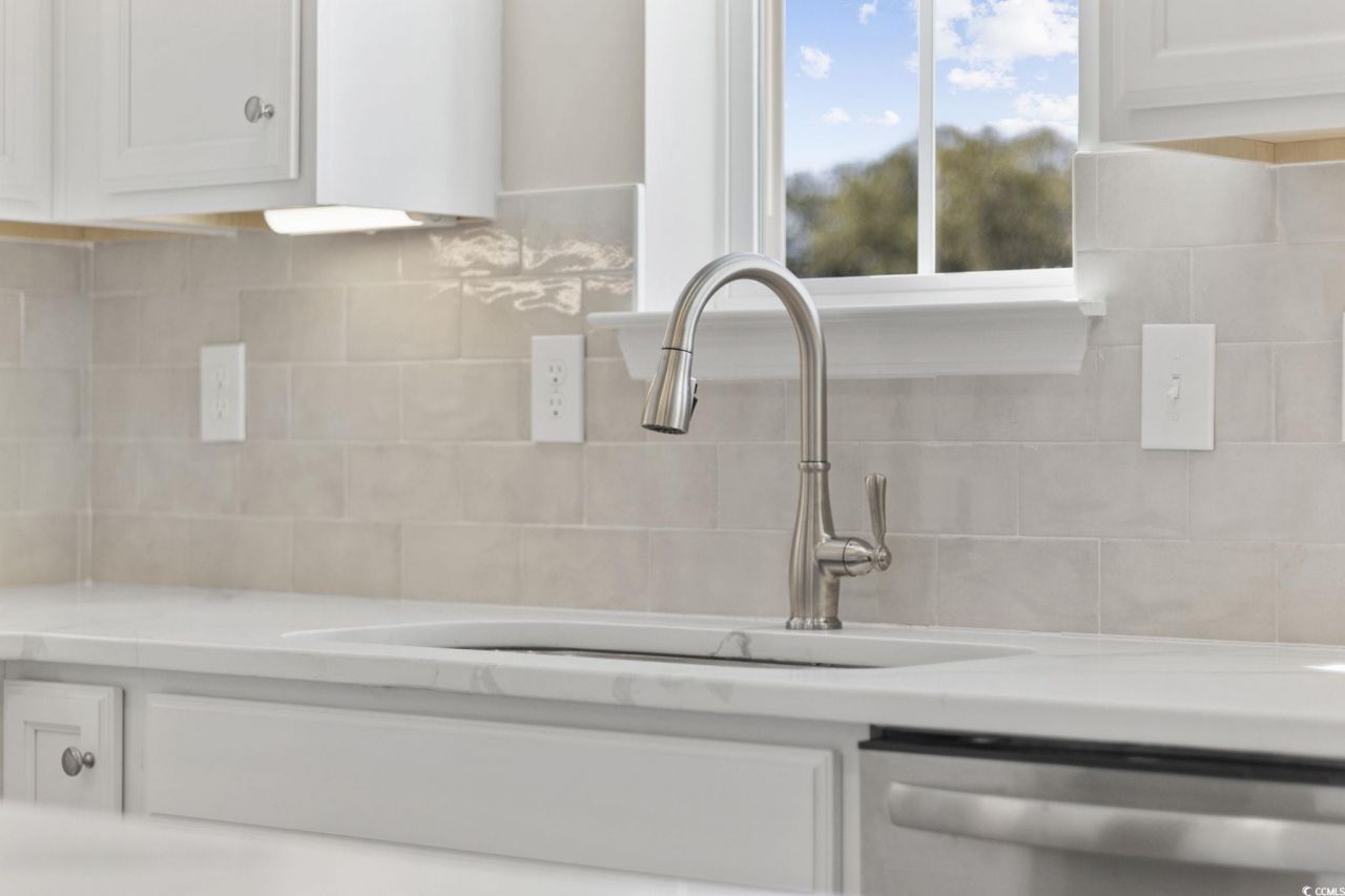 2800 Cook Circle Photo 10