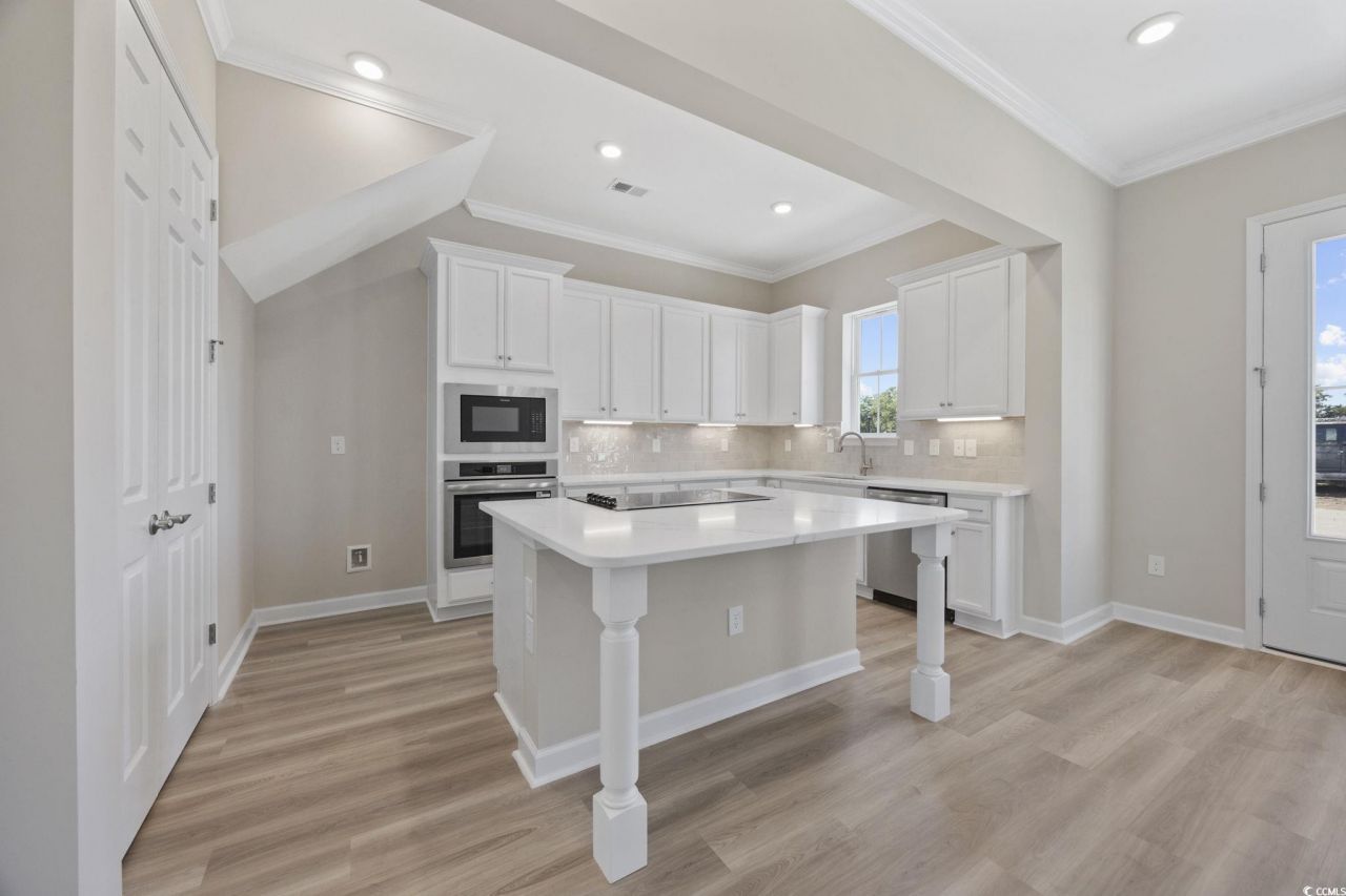 2800 Cook Circle Photo 5