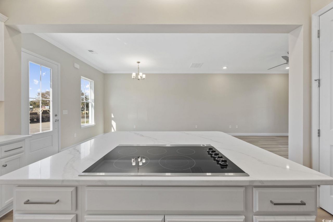 2800 Cook Circle Photo 8