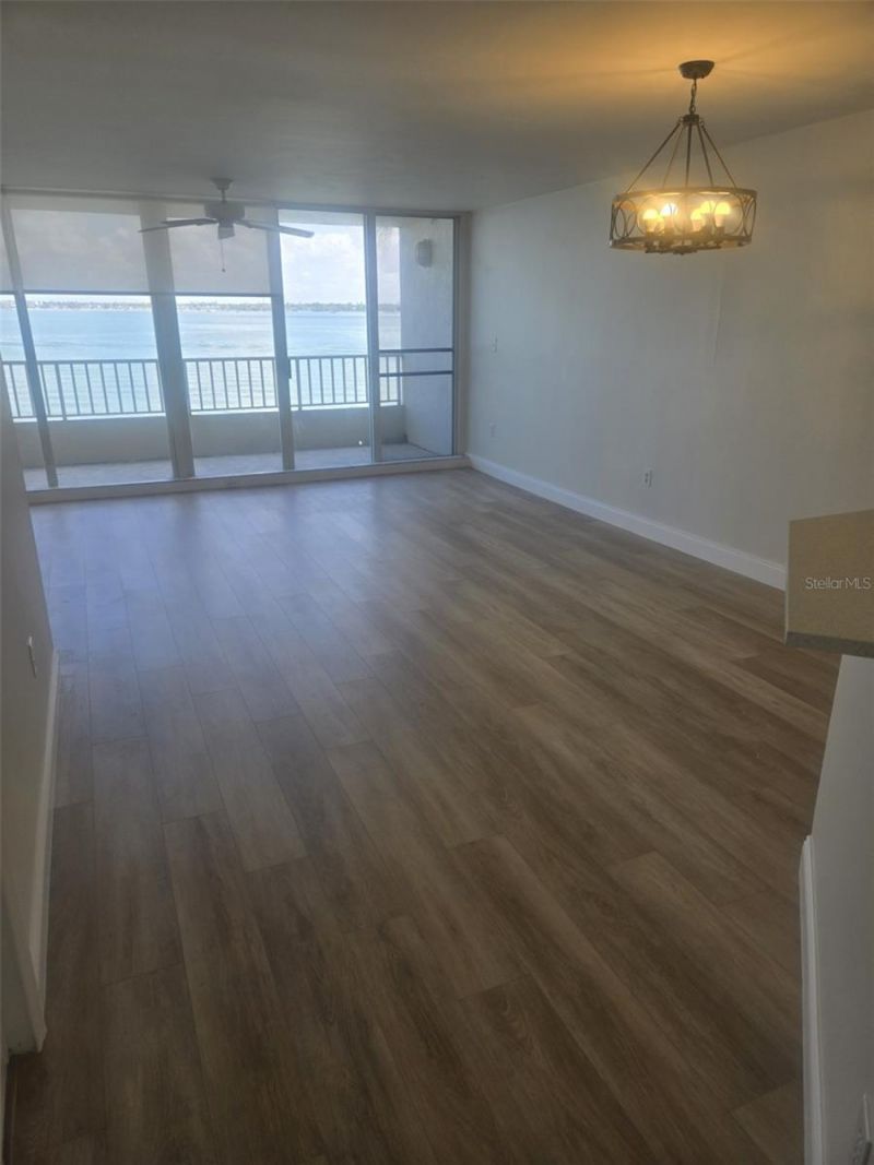 5153 Isla Key Boulevard S, Unit 215, Saint Petersburg, FL 33715 Photo