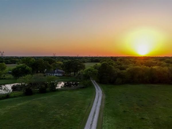 1131 VZ CR 3815 Road, Wills Point, TX 75169