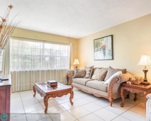 3400 NW 48th Avenue, Unit 611, Lauderdale Lakes, FL 33319 Photo