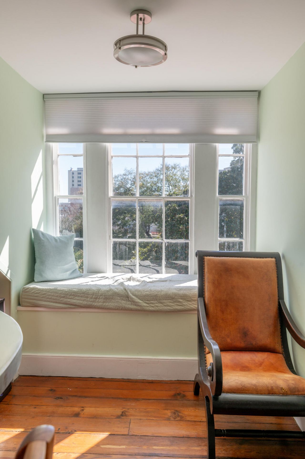 192 Ashley Avenue Photo 14