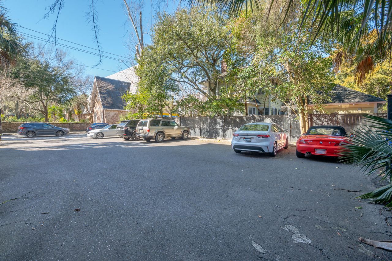 192 Ashley Avenue Photo 21