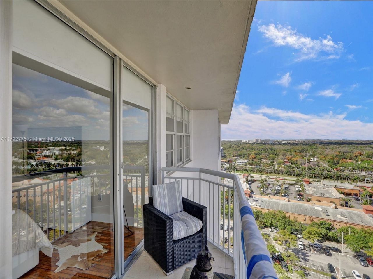 18011 Biscayne Blvd, Unit 1904, Aventura, FL 33160 Photo