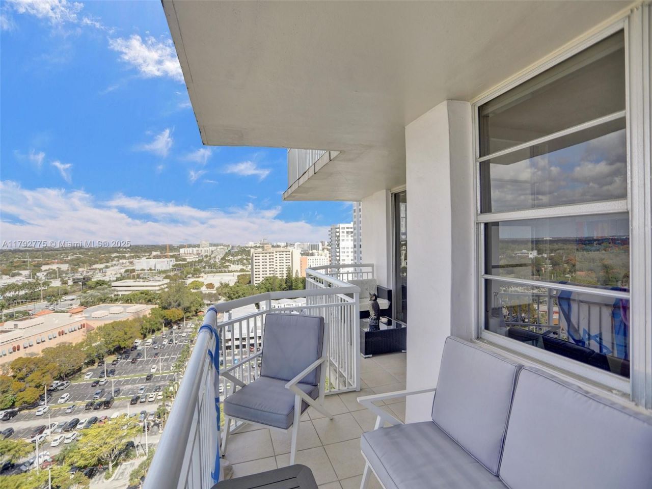 18011 Biscayne Blvd, Unit 1904, Aventura, FL 33160 Photo