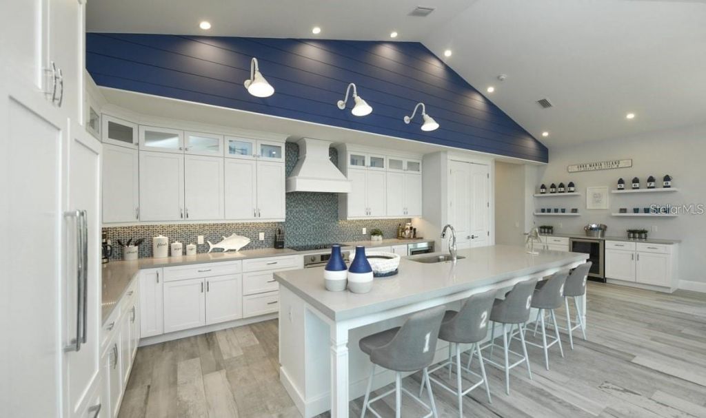 212 Spring Avenue, Anna Maria, FL 34216 Photo