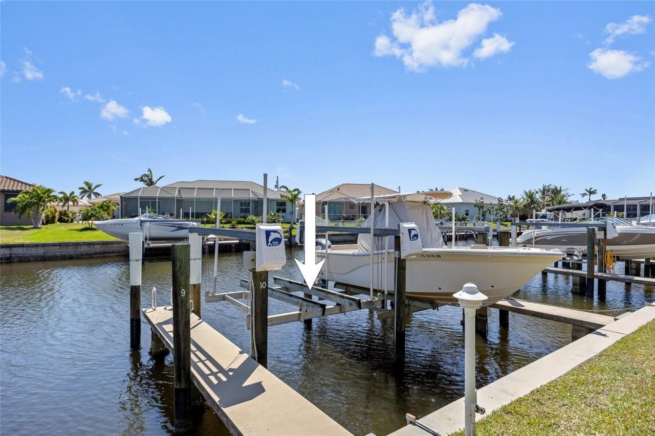 1318 Wesley Drive, Unit B122, Punta Gorda, FL 33950 Photo