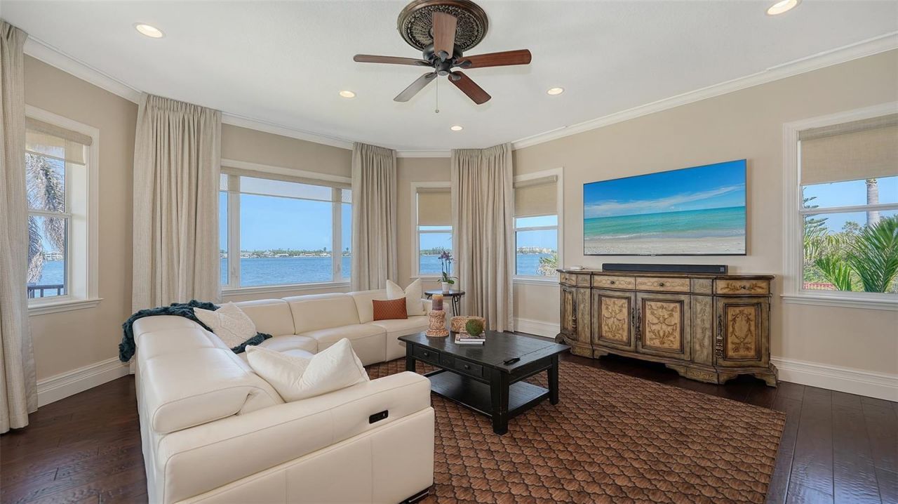 7342 Captain Kidd Avenue, Sarasota, FL 34231 Photo