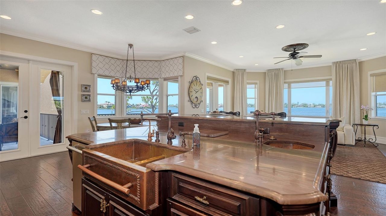 7342 Captain Kidd Avenue, Sarasota, FL 34231 Photo