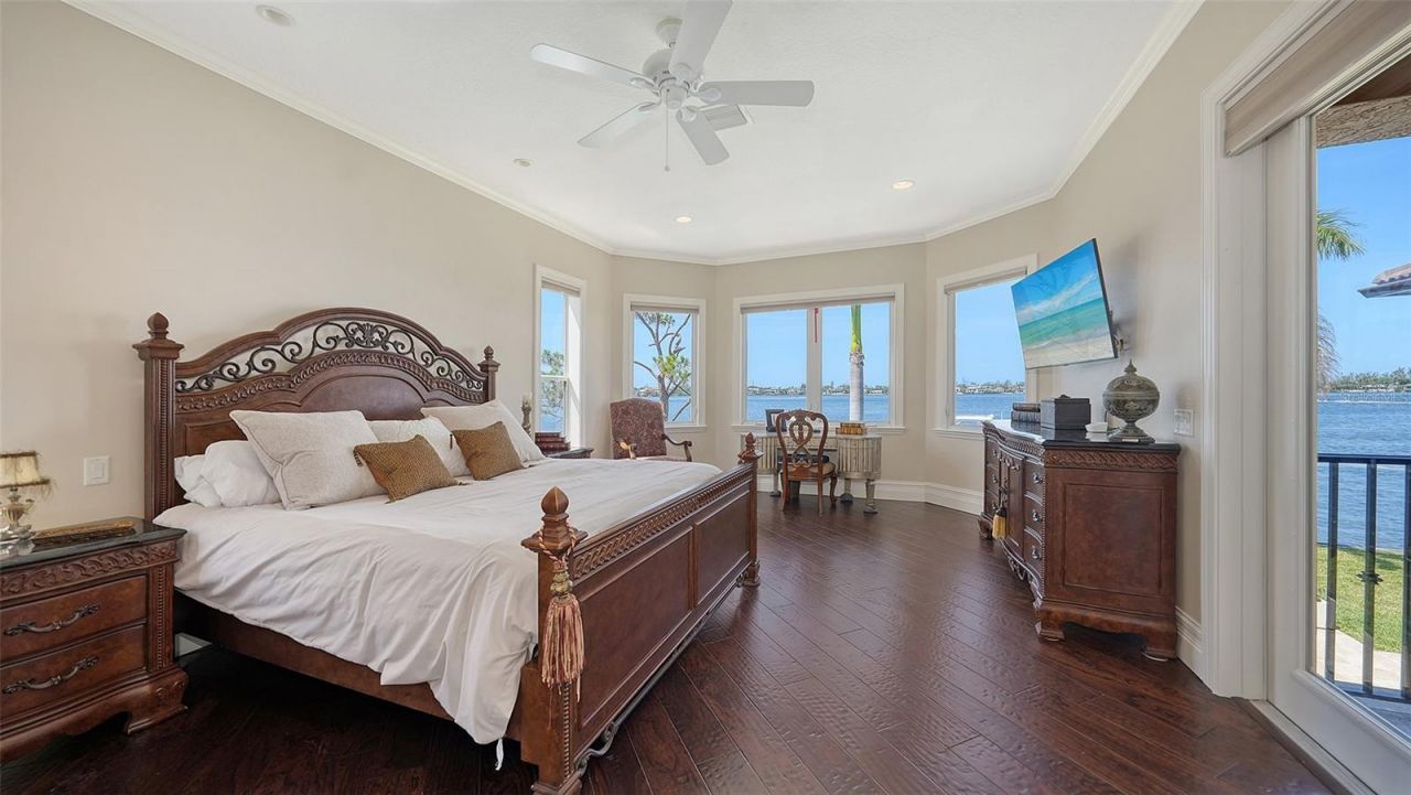 7342 Captain Kidd Avenue, Sarasota, FL 34231 Photo