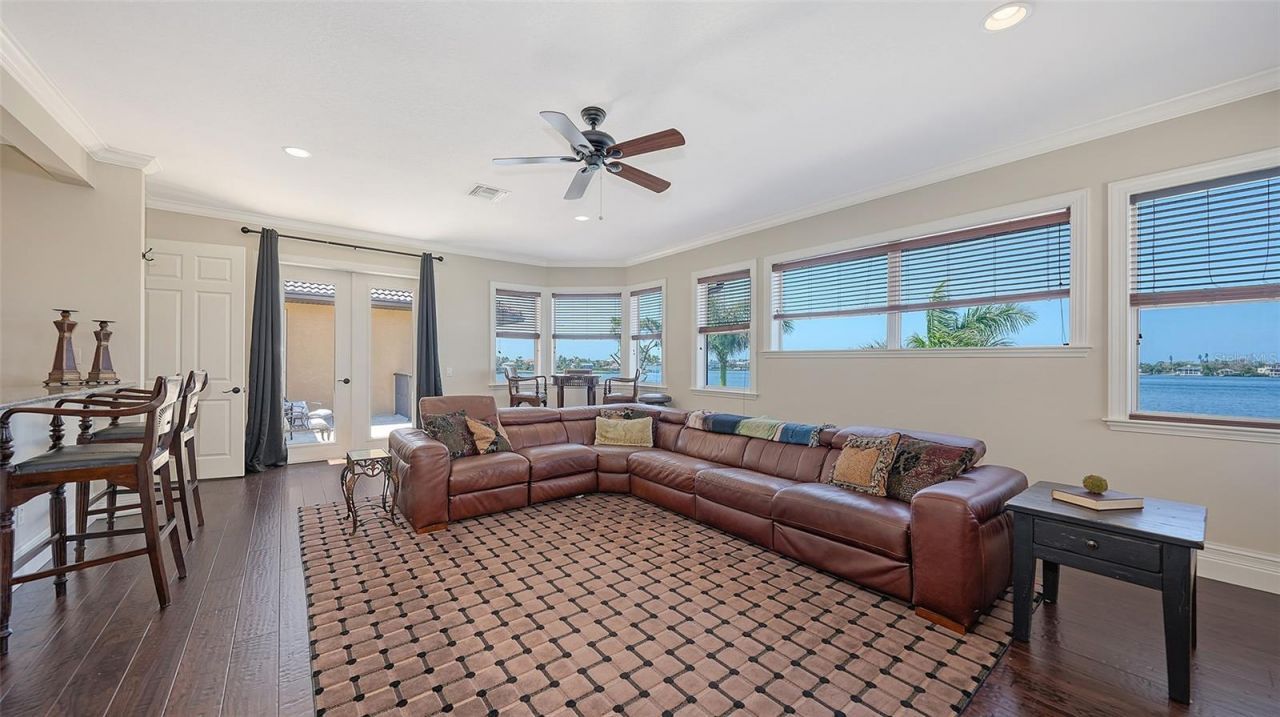 7342 Captain Kidd Avenue, Sarasota, FL 34231 Photo