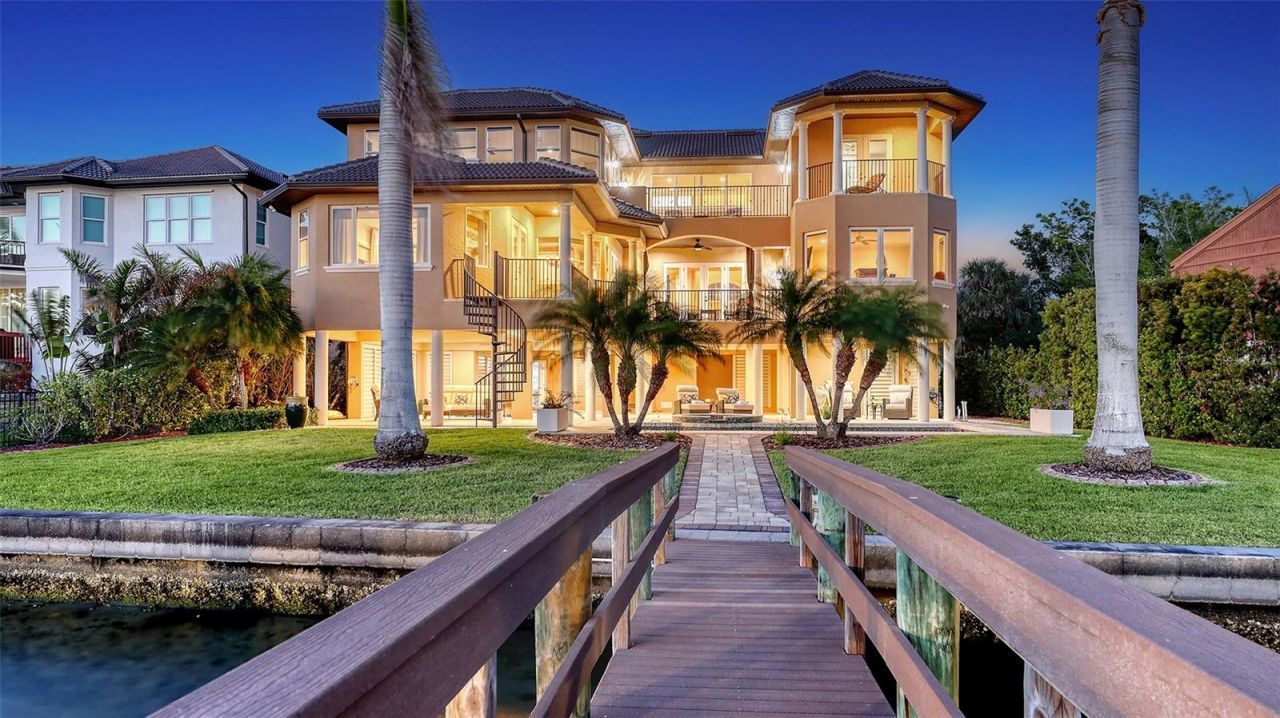 7342 Captain Kidd Avenue, Sarasota, FL 34231 Photo