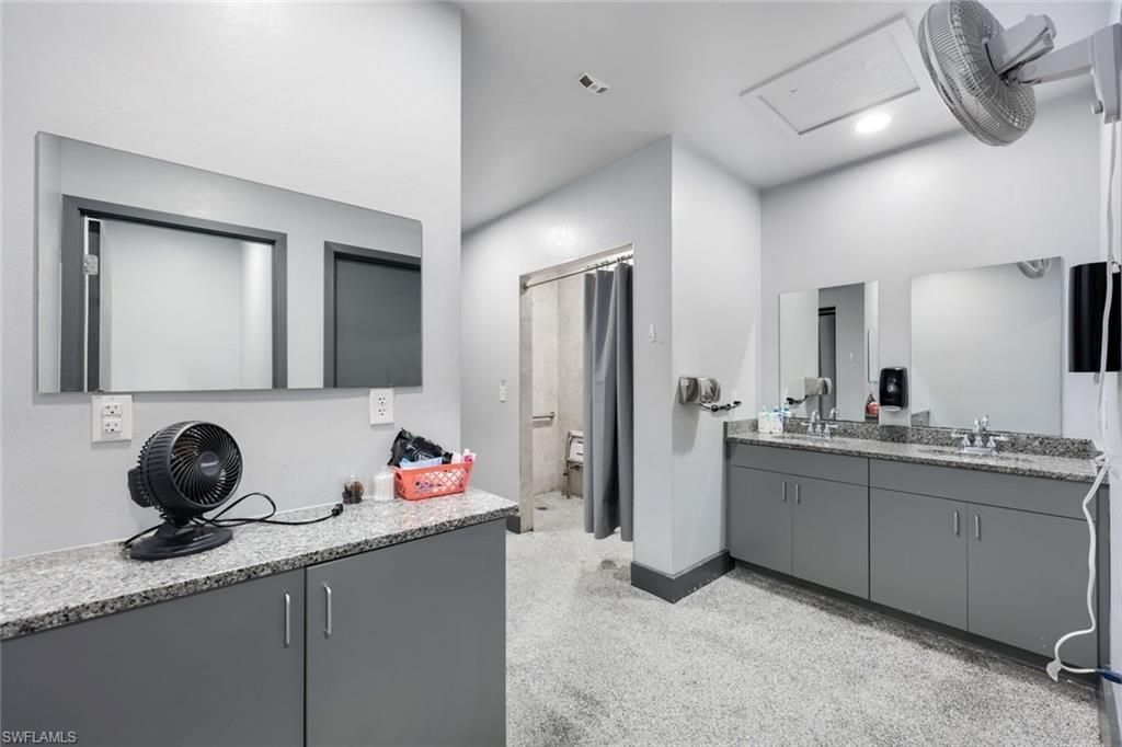 326 SW 2nd Ter, Cape Coral, FL 33991 Photo