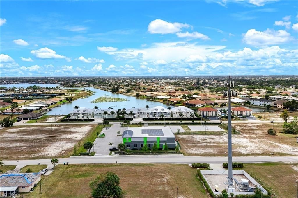 326 SW 2nd Ter, Cape Coral, FL 33991 Photo