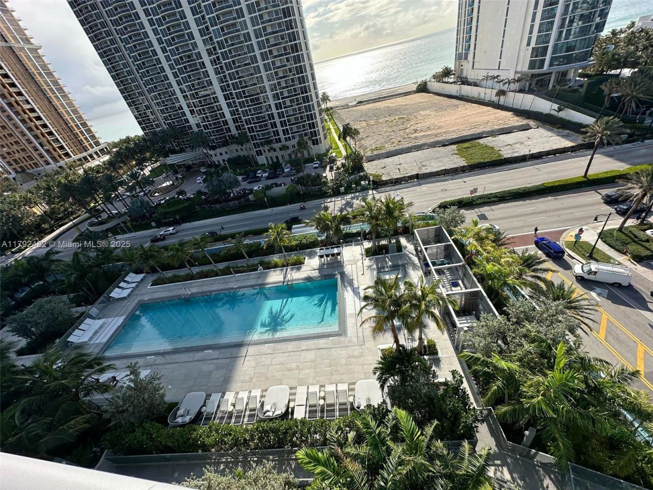 17550 Collins Ave, Unit 902, Sunny Isles Beach, FL 33160 Photo