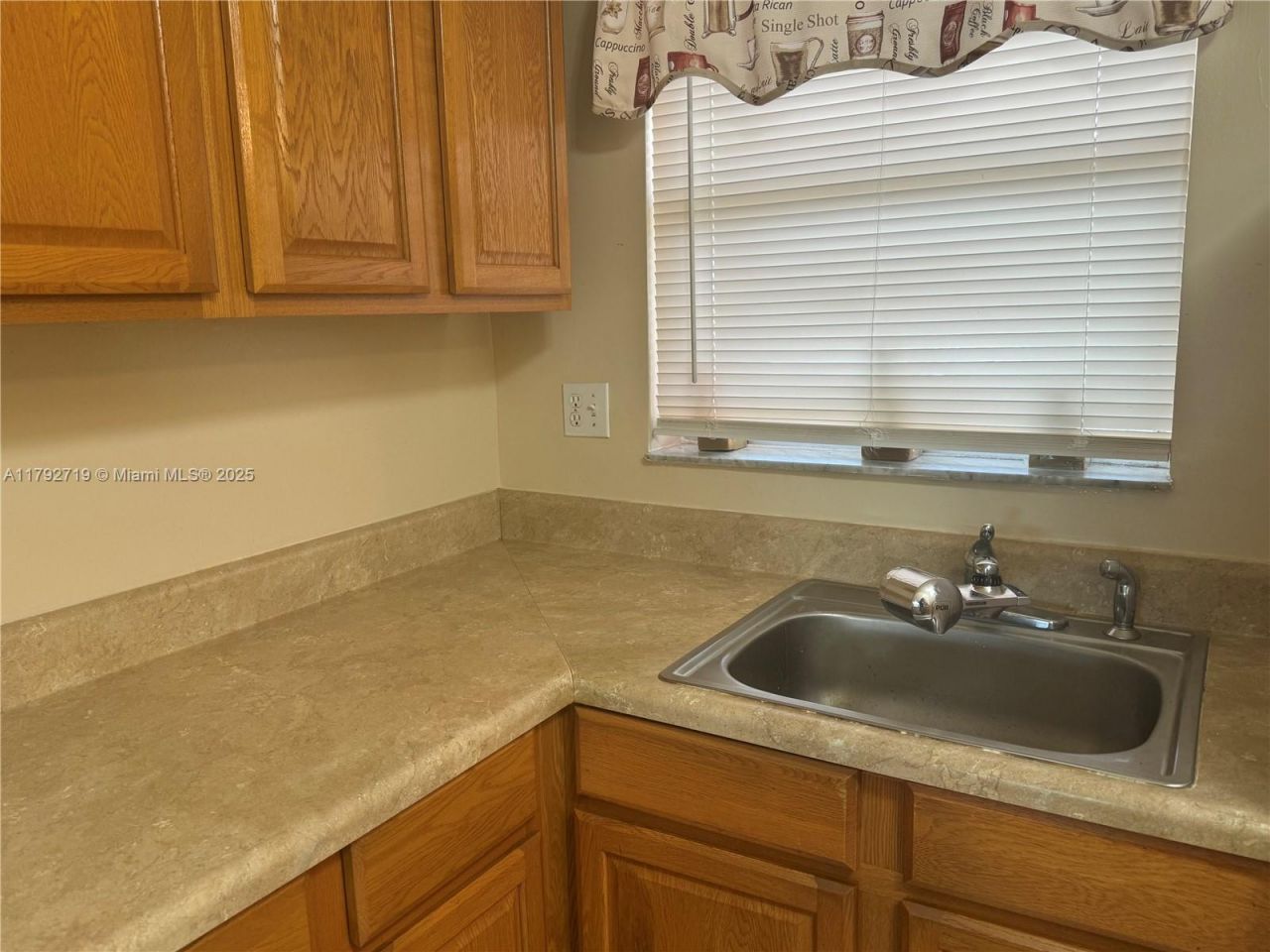 2900 N Pine Island Rd, Unit 307, Sunrise, FL 33322 Photo