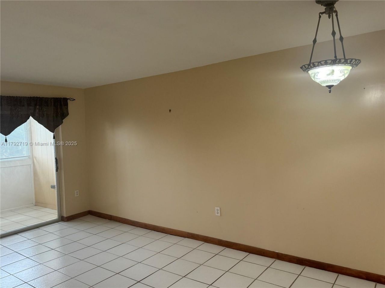 2900 N Pine Island Rd, Unit 307, Sunrise, FL 33322 Photo