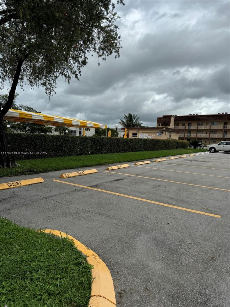 2900 N Pine Island Rd, Unit 307, Sunrise, FL 33322 Photo