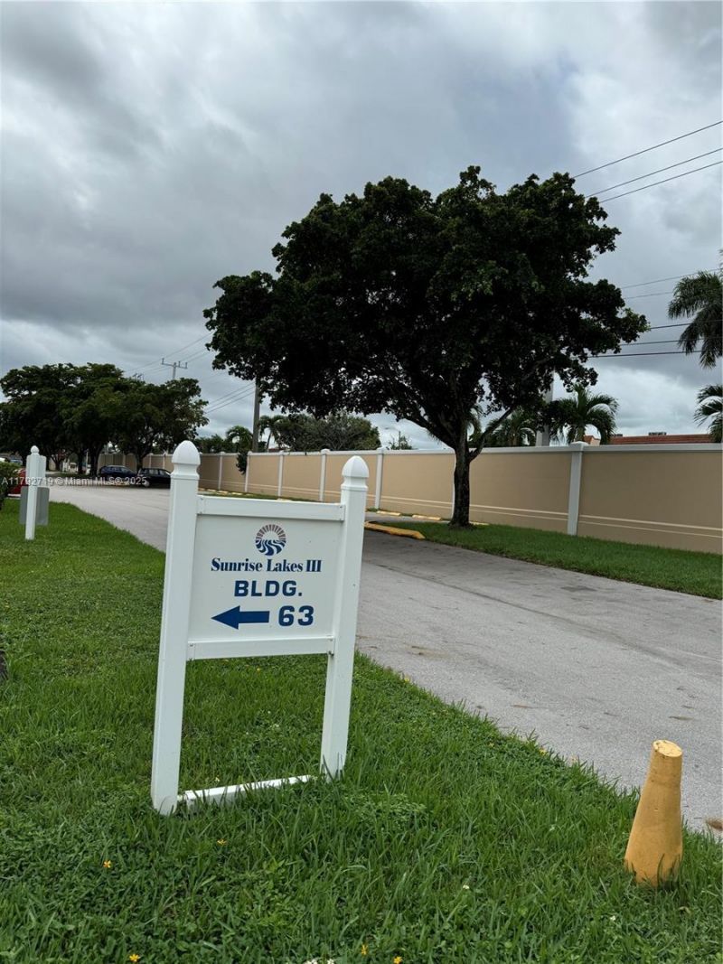 2900 N Pine Island Rd, Unit 307, Sunrise, FL 33322 Photo