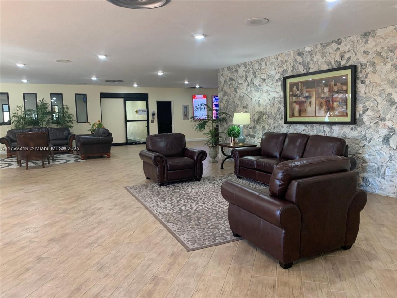 2900 N Pine Island Rd, Unit 307, Sunrise, FL 33322 Photo