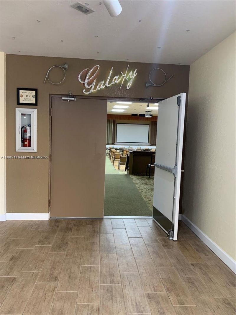 2900 N Pine Island Rd, Unit 307, Sunrise, FL 33322 Photo