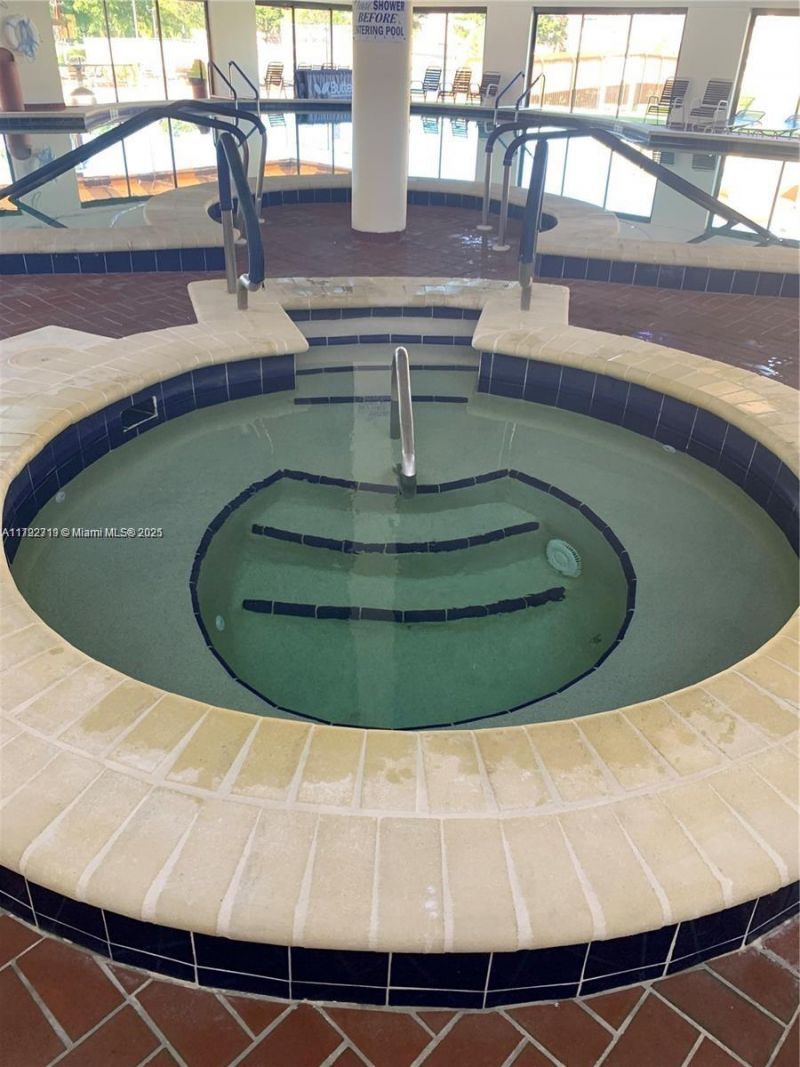 2900 N Pine Island Rd, Unit 307, Sunrise, FL 33322 Photo