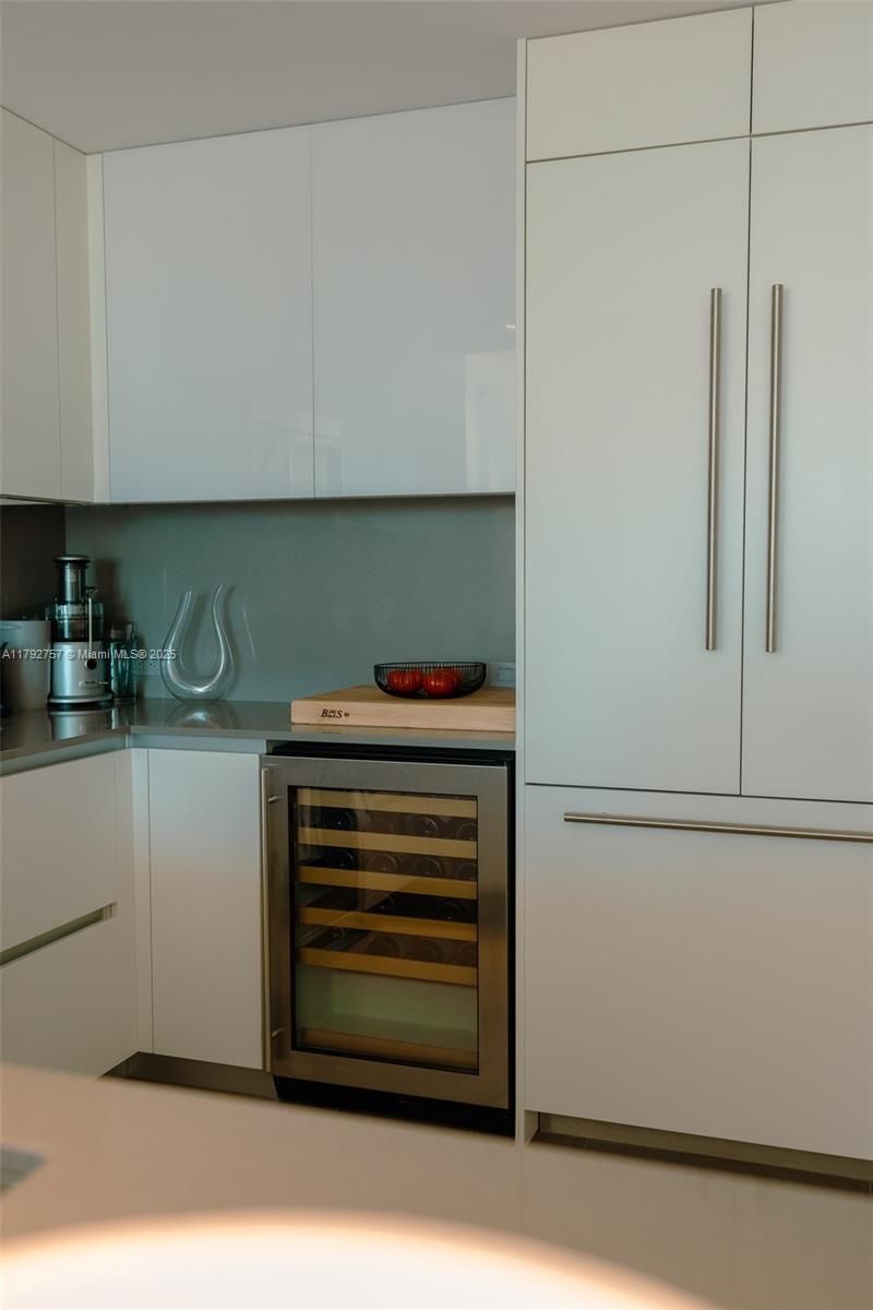 68 SE 6th St, Unit 1204, Miami, FL 33131 Photo