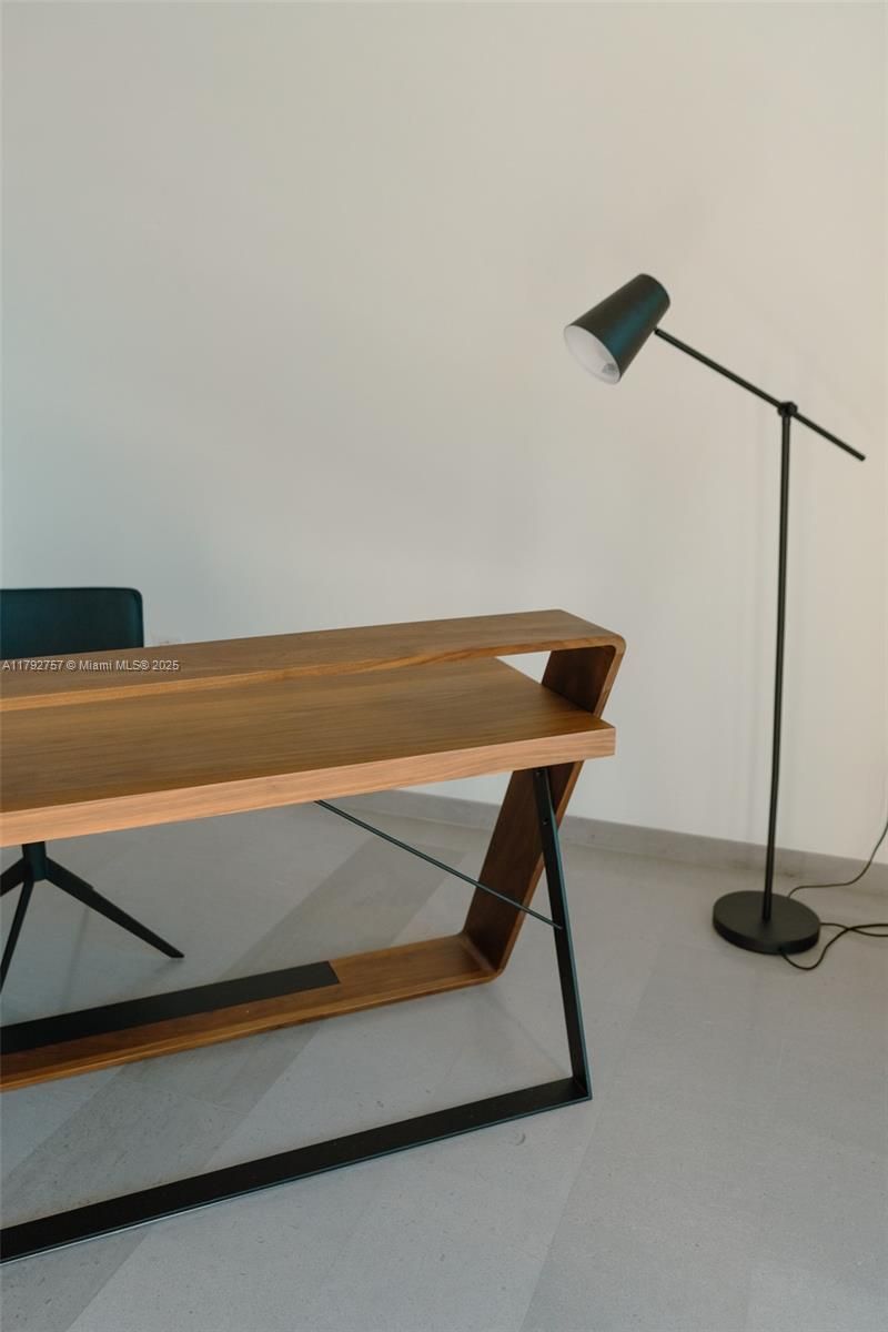 68 SE 6th St, Unit 1204, Miami, FL 33131 Photo