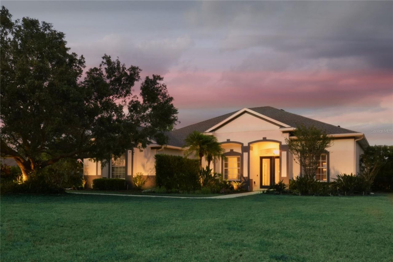 8121 Snowy Egret Pl, Bradenton, FL 34202 Main Photo