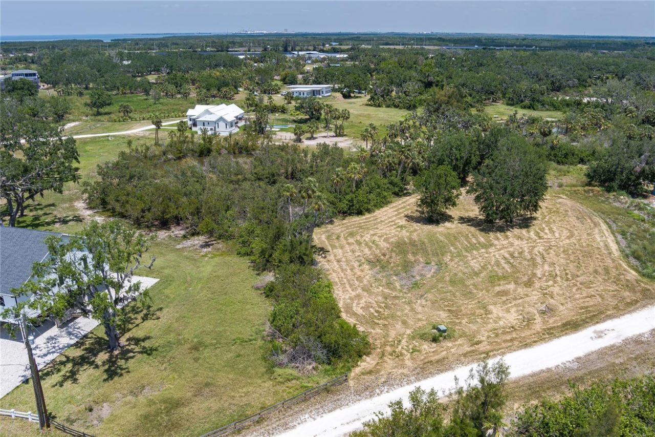 818 Bayou Point Court, Terra Ceia, FL 34250 Photo