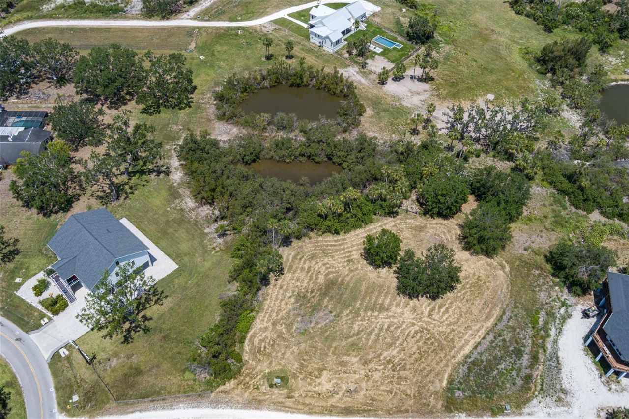 818 Bayou Point Court, Terra Ceia, FL 34250 Photo