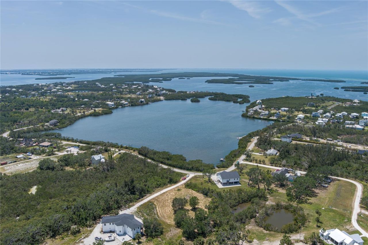 818 Bayou Point Court, Terra Ceia, FL 34250 Photo