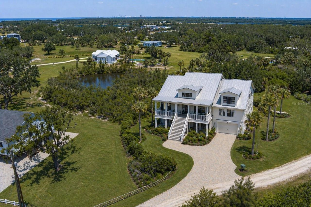 818 Bayou Point Court, Terra Ceia, FL 34250 Photo