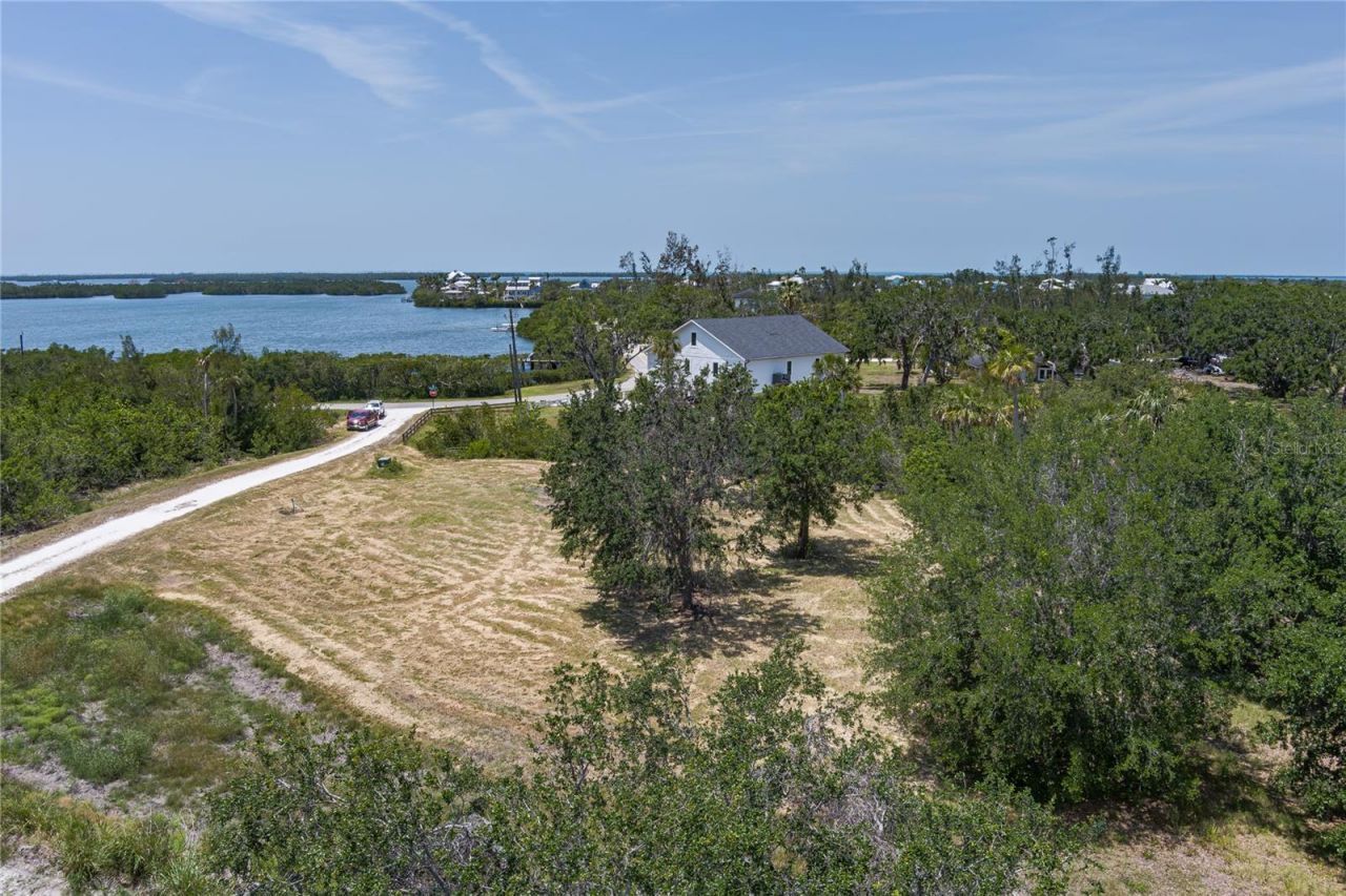 818 Bayou Point Court, Terra Ceia, FL 34250 Photo