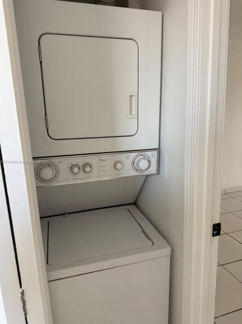 2291 W 53rd Pl, Unit 2291, Hialeah, FL 33016 Photo