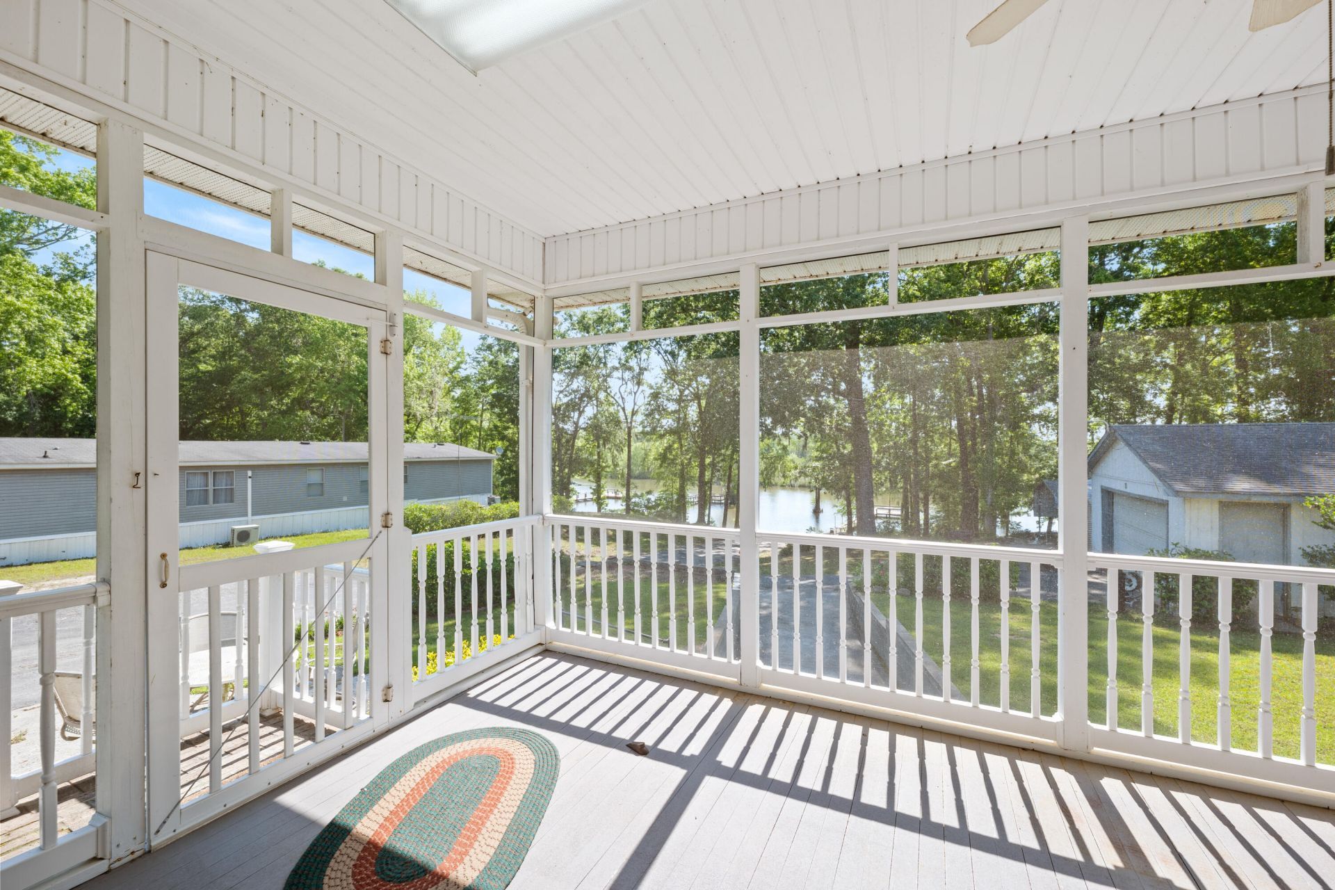 141 Stoudenmire Drive Photo 34