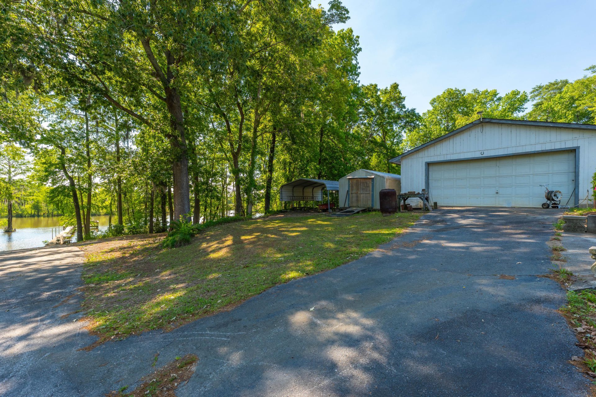 141 Stoudenmire Drive Photo 38