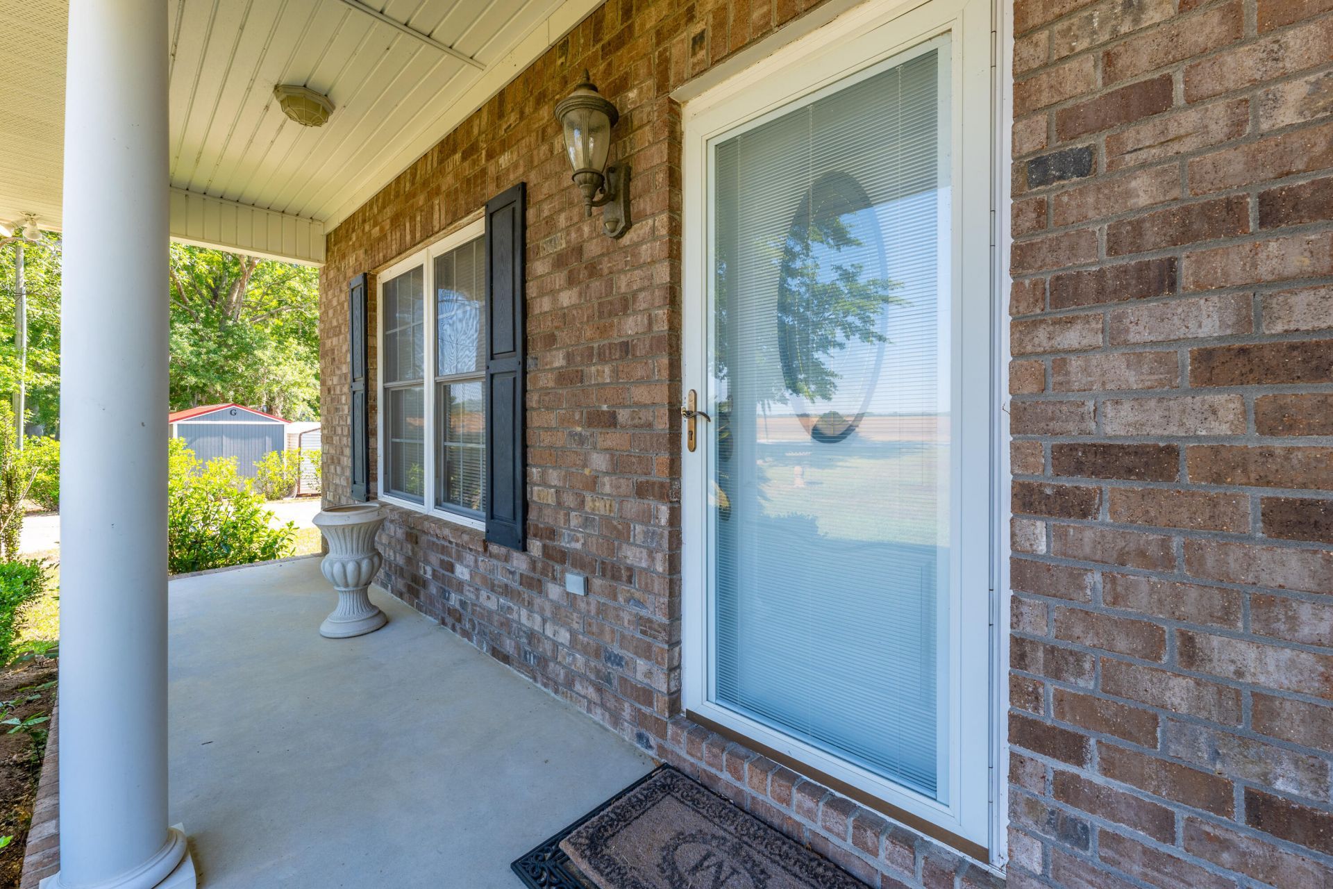141 Stoudenmire Drive Photo 6