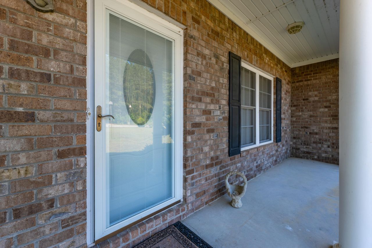 141 Stoudenmire Drive Photo 8