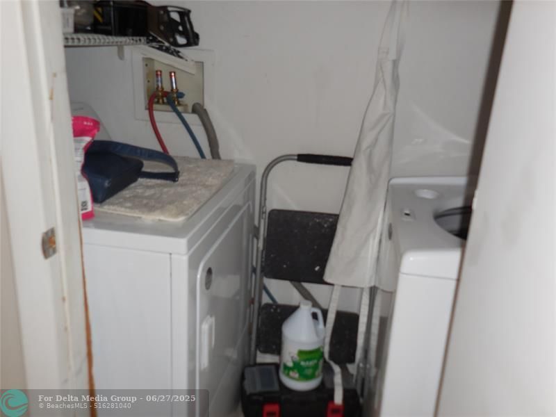 3050 NW 1st Ave, Pompano Beach, FL 33064 Photo